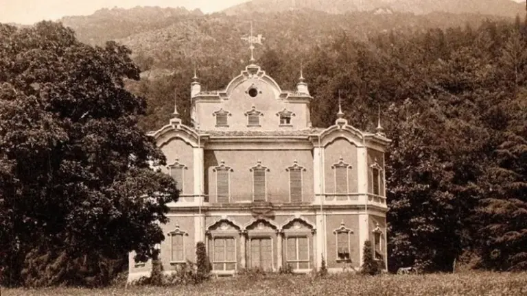 Villa De Vecchi - La Casa Rossa, Cortenova (LC)